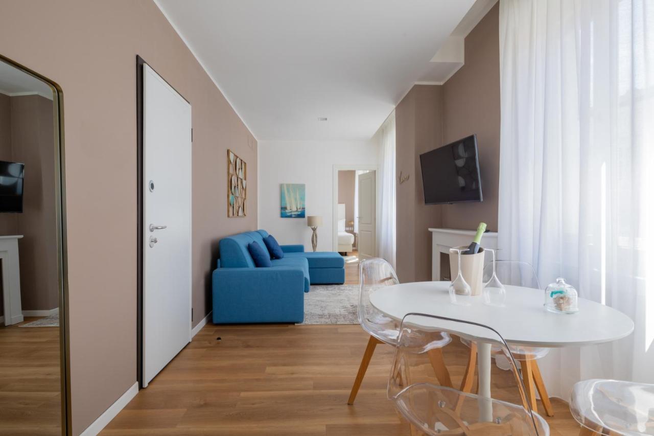 Vis A Vis Apartments トリエステ エクステリア 写真